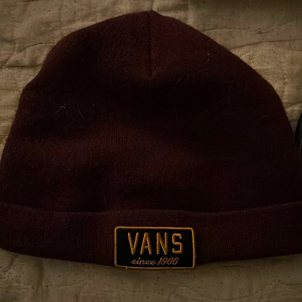 One size burgundy Vans beanie